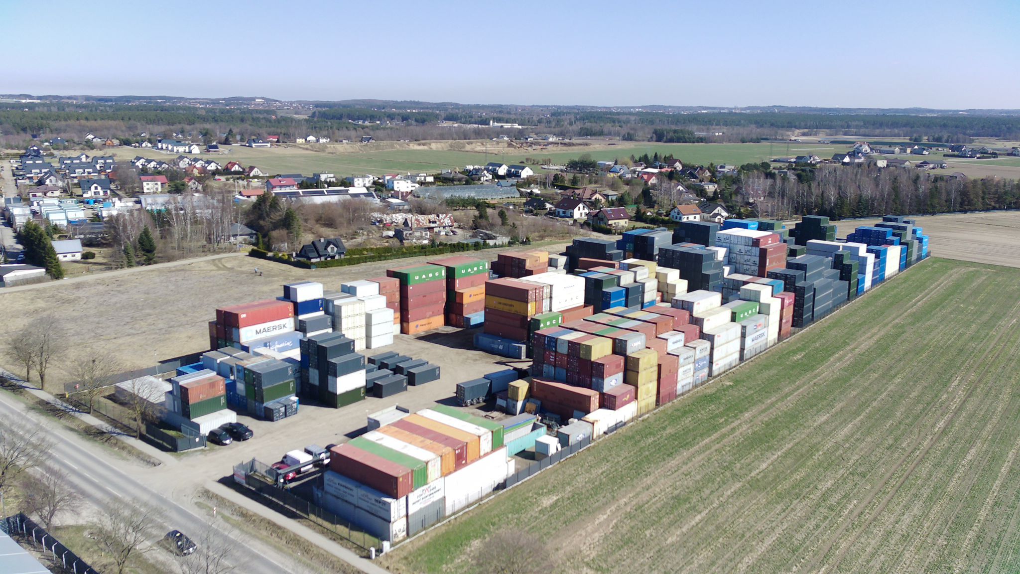 Depot Smart Containers (3) 064d22d3 0803 163020